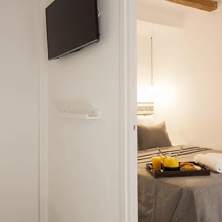 Aspasios Charming Flats