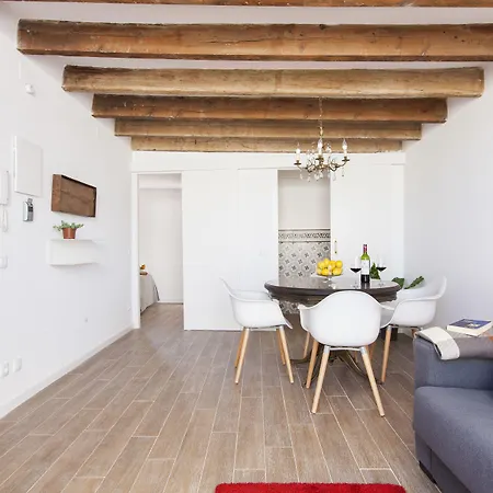 Aspasios Charming Flats *