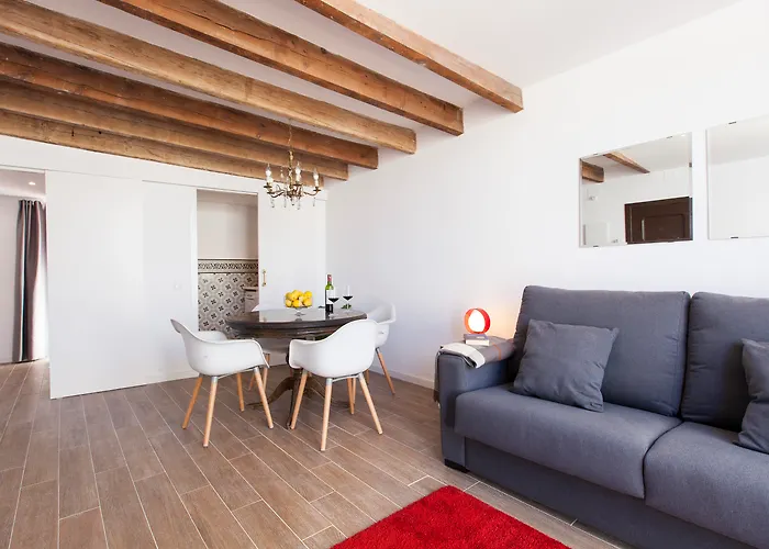 Aspasios Charming Flats