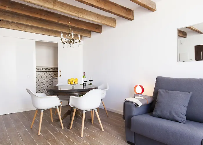 Aspasios Charming Flats *